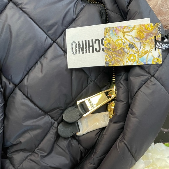 Moschino x H&M Oversized Backpack - Limited Editin - Picture 5 of 12